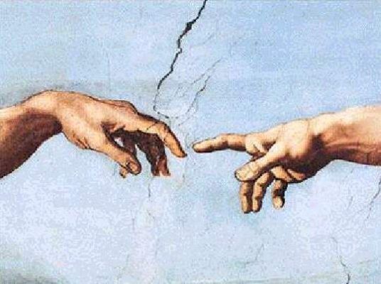 Michelangelo mani dal giudizio universale